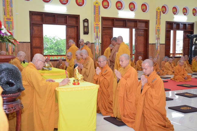Holding Pravaranà Ceremony of Director Board of Vietnam Buddhist Sangha (DBVBS) in Hoc Mon district