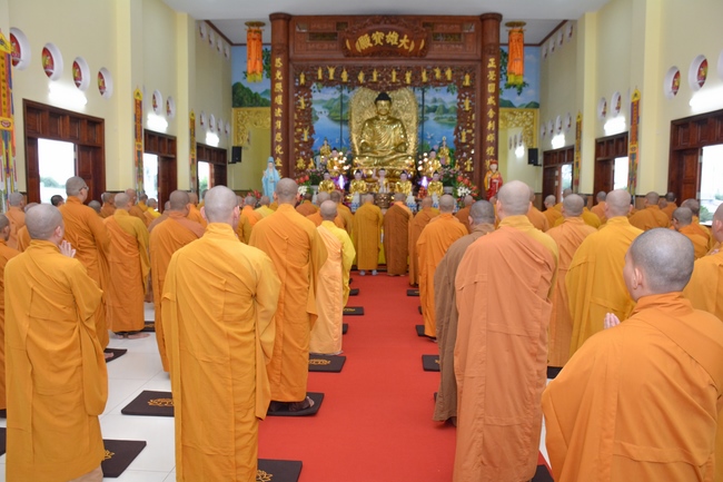 Holding Pravaranà Ceremony of Director Board of Vietnam Buddhist Sangha (DBVBS) in Hoc Mon district