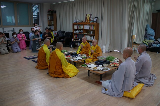 Đại lễ Vu Lan Báo Hiếu chùa Dược Sư-Incheon, Hàn Quốc