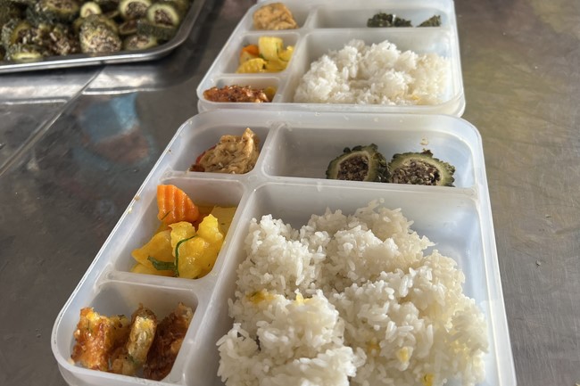 Mid-Autumn Festival for Kids Charity of Dong Cao rural Pagoda