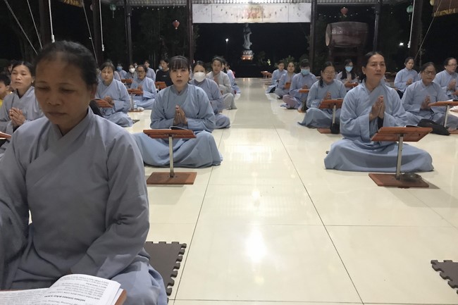 Periodic repentance ceremony at Suoi Phap Pagoda