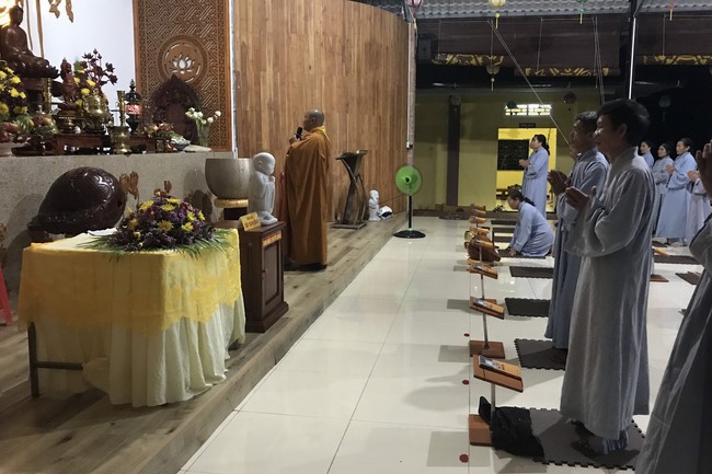Periodic repentance ceremony at Suoi Phap Pagoda