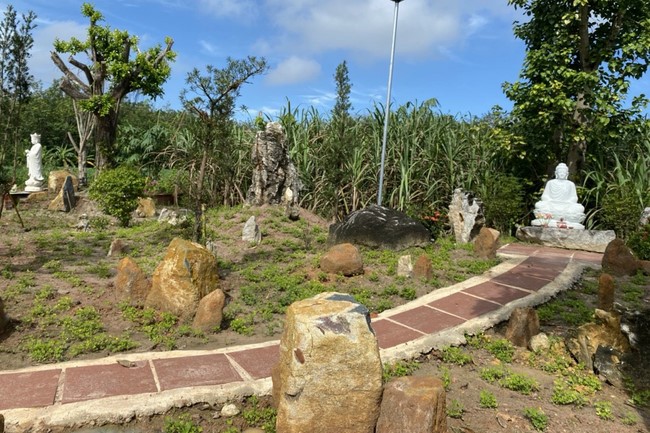 Periodic repentance ceremony at Suoi Phap Pagoda