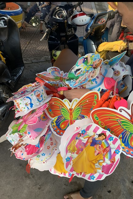 Mid-Autumn Festival for Kids of Dong Cao pagoda to Nga Son General Hospital in Thanh Hoa