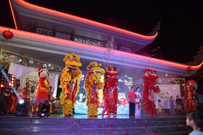 Chương trình văn nghệ “Trung Thu Cho Em”