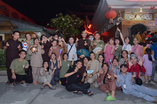 Chương trình văn nghệ “Trung Thu Cho Em”