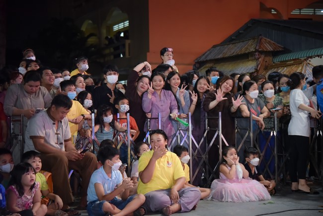 Chương trình văn nghệ “Trung Thu Cho Em”