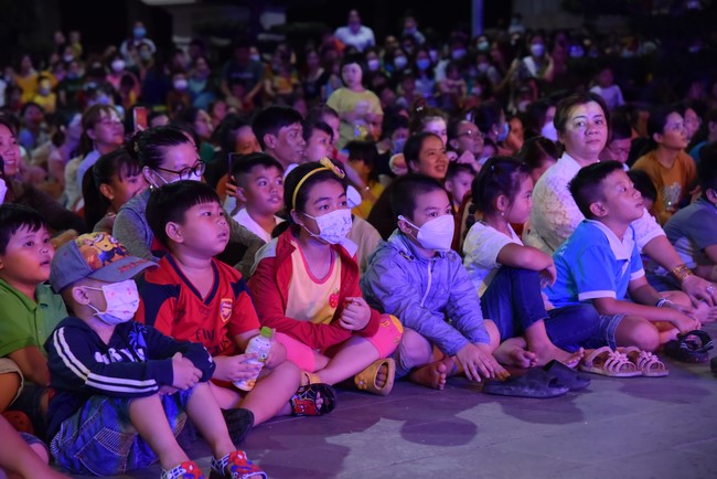 Chương trình văn nghệ “Trung Thu Cho Em”