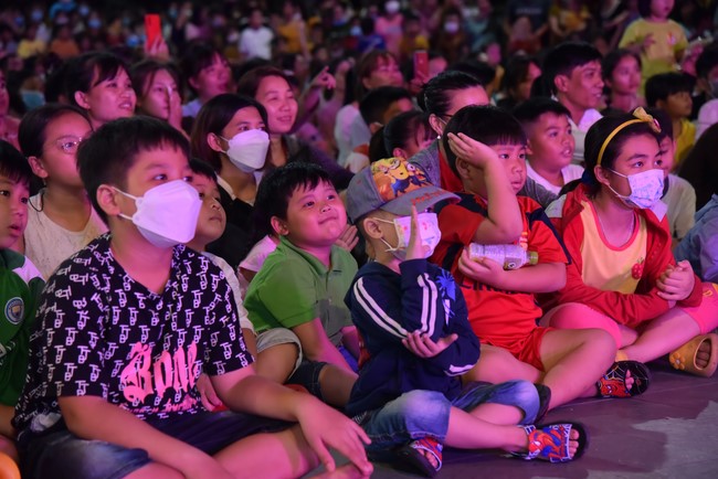 Chương trình văn nghệ “Trung Thu Cho Em”