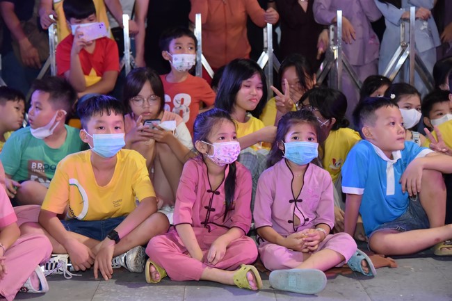 Chương trình văn nghệ “Trung Thu Cho Em”