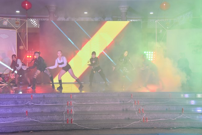 Chương trình văn nghệ “Trung Thu Cho Em”