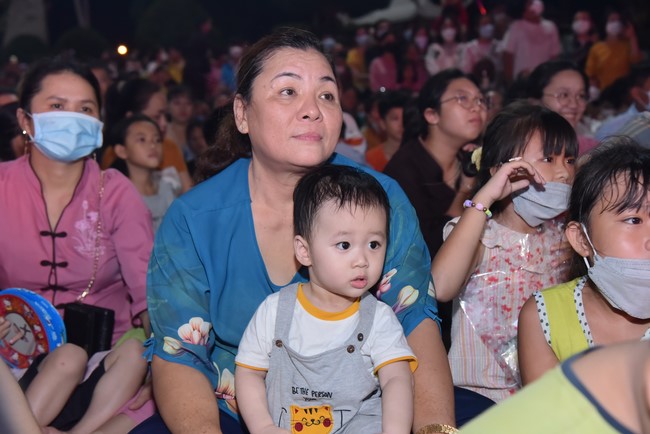 Chương trình văn nghệ “Trung Thu Cho Em”