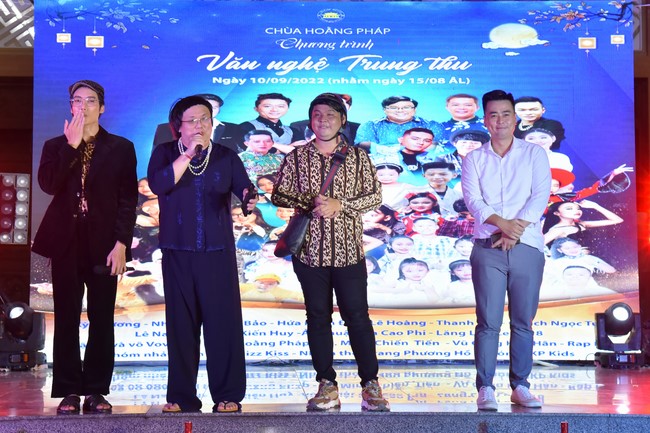 Chương trình văn nghệ “Trung Thu Cho Em”