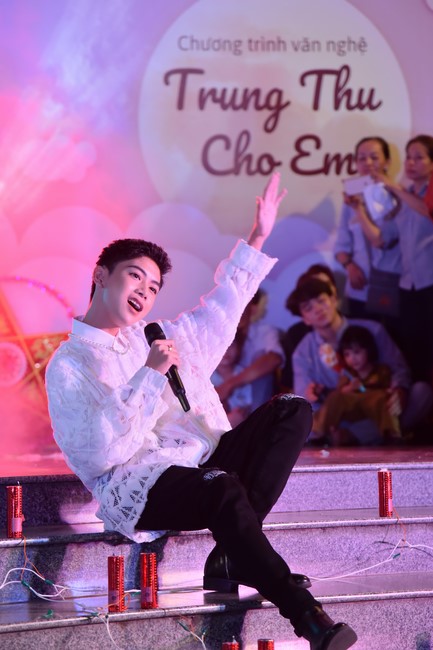 Chương trình văn nghệ “Trung Thu Cho Em”