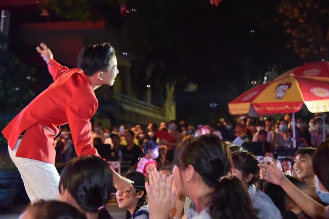 Chương trình văn nghệ “Trung Thu Cho Em”