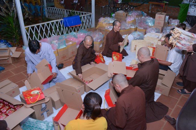 Charity program Mid-Autumn Festival for Kids in Dak Nong