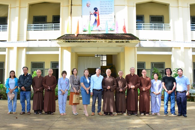 Charity program Mid-Autumn Festival for Kids in Dak Nong