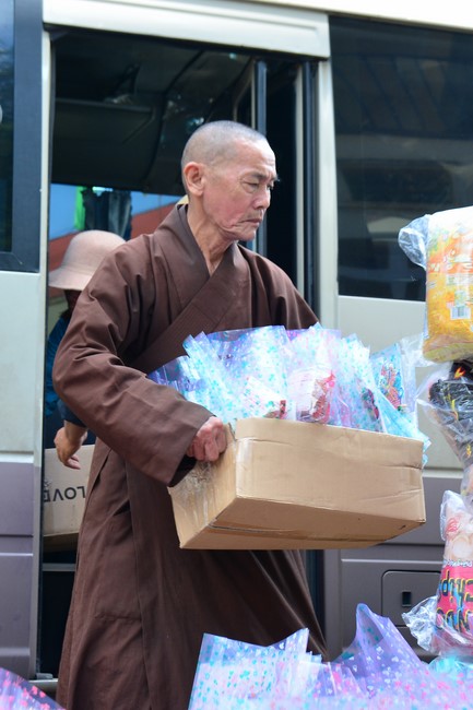 Charity program Mid-Autumn Festival for Kids in Dak Nong