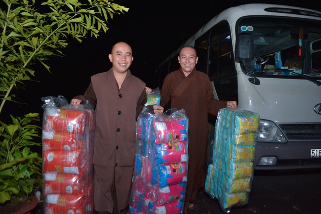 Charity program Mid-Autumn Festival for Kids in Dak Nong