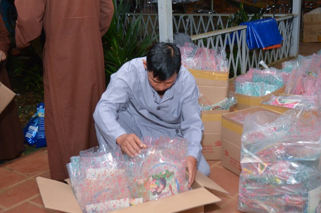 Charity program Mid-Autumn Festival for Kids in Dak Nong