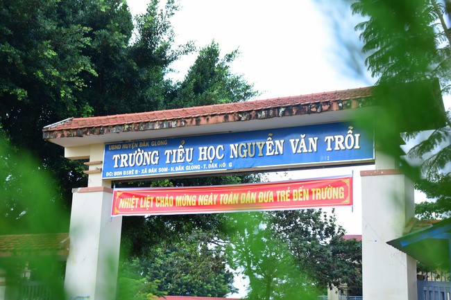 Charity program Mid-Autumn Festival for Kids in Dak Nong