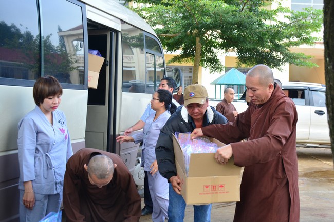 Charity program Mid-Autumn Festival for Kids in Dak Nong