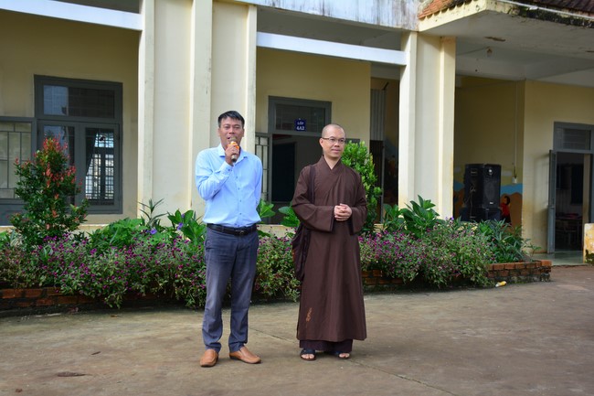 Charity program Mid-Autumn Festival for Kids in Dak Nong