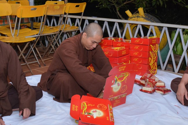 Charity program Mid-Autumn Festival for Kids in Dak Nong