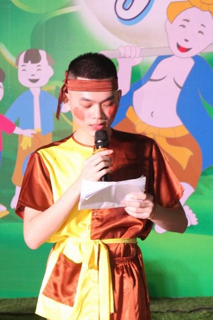 Enjoy the Full Moon Festival at Giai Lam Pagoda, Ha Tinh