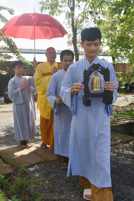 One-Day Peaceful Retreat at Dang Phap Pagoda