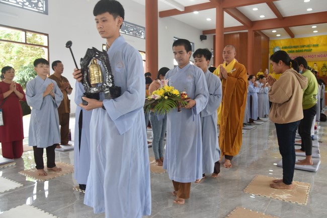 One-Day Peaceful Retreat at Dang Phap Pagoda
