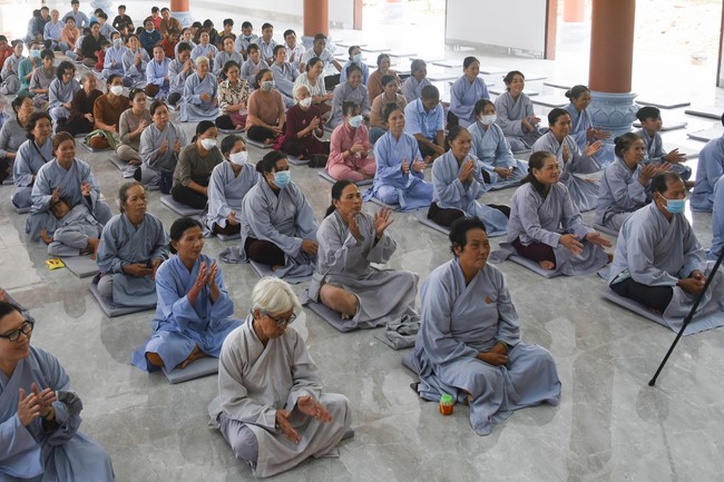 One-Day Peaceful Retreat at Dang Phap Pagoda