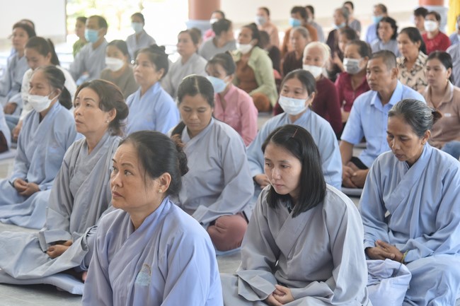 One-Day Peaceful Retreat at Dang Phap Pagoda