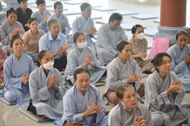 One-Day Peaceful Retreat at Dang Phap Pagoda