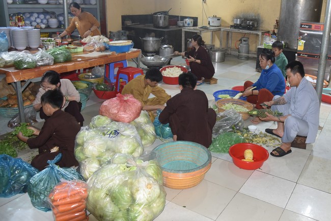 One-Day Peaceful Retreat at Dang Phap Pagoda