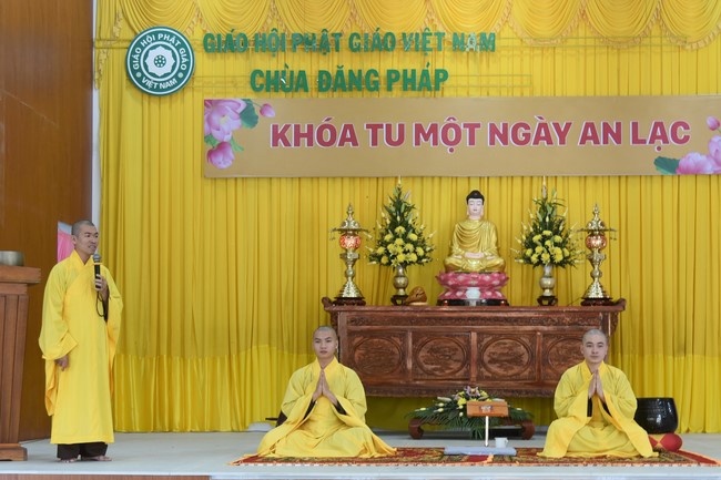 One-Day Peaceful Retreat at Dang Phap Pagoda
