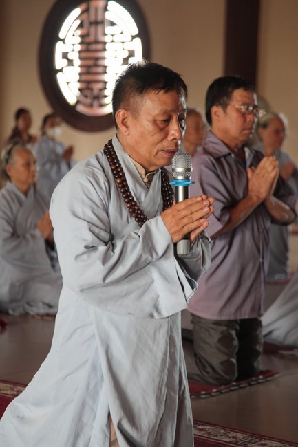 One- day Retreat at Giai Lam Pagoda - Ha Tinh