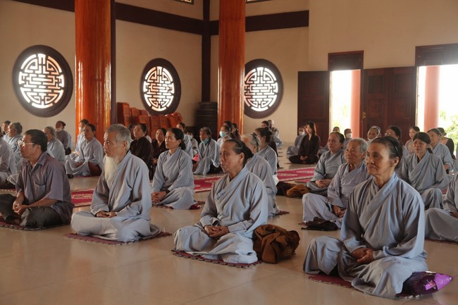 One- day Retreat at Giai Lam Pagoda - Ha Tinh