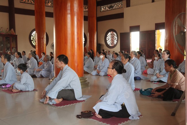 One- day Retreat at Giai Lam Pagoda - Ha Tinh