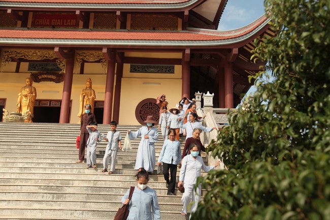 One- day Retreat at Giai Lam Pagoda - Ha Tinh