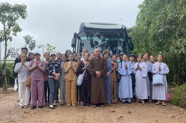 Chùa Suối Pháp: Khóa tu Một ngày An lạc