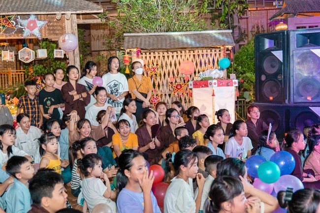 “Return to Buddha on Mid-Autumn Festival of Hoa Phuc Pagoda