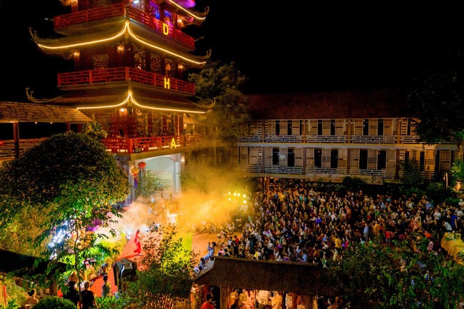 “Return to Buddha on Mid-Autumn Festival of Hoa Phuc Pagoda