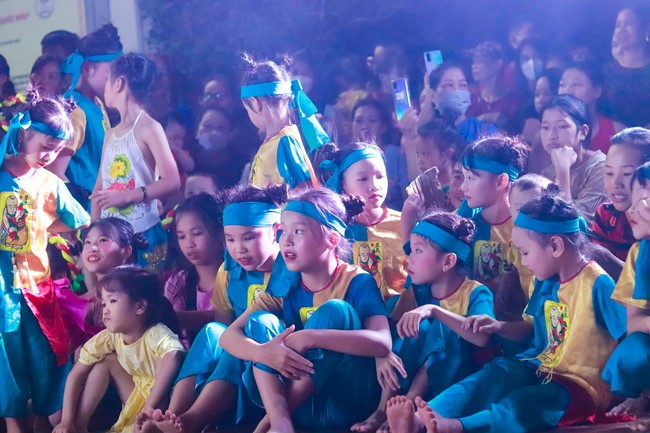 “Return to Buddha on Mid-Autumn Festival of Hoa Phuc Pagoda
