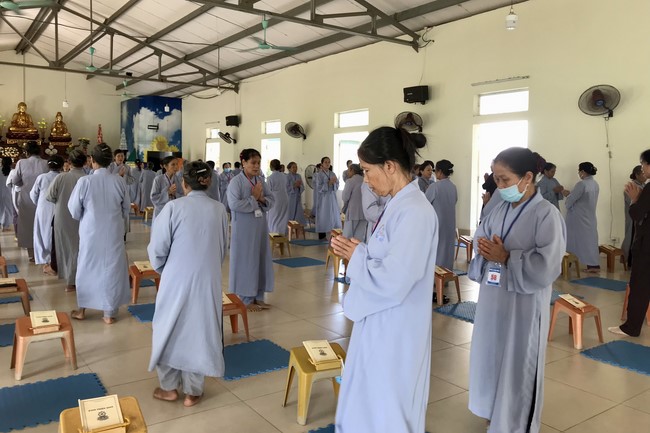 One - Day Retreat at Dong Cao pagoda
