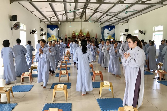 One - Day Retreat at Dong Cao pagoda