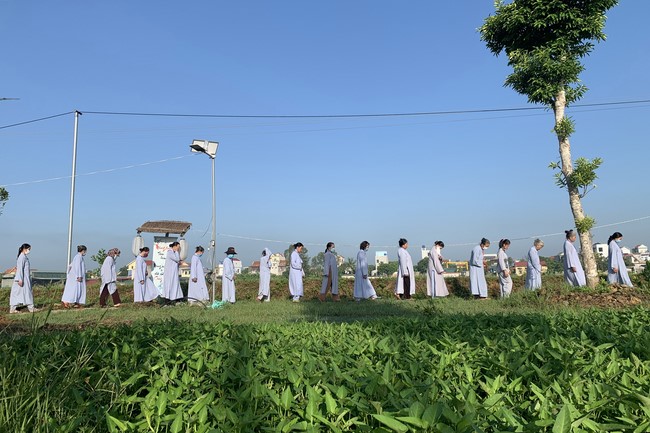 One - Day Retreat at Dong Cao pagoda