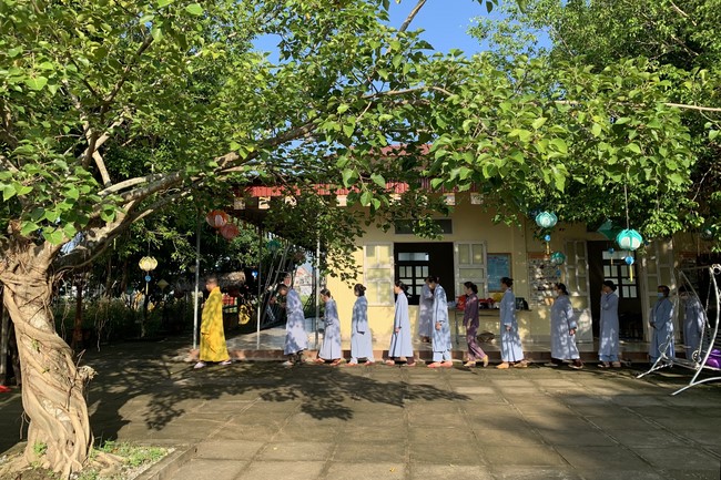 One - Day Retreat at Dong Cao pagoda