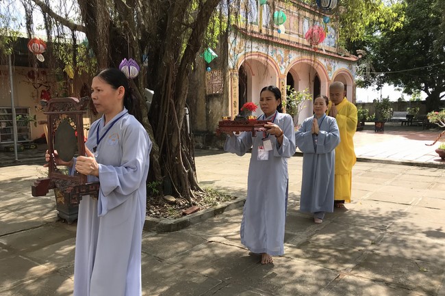 One - Day Retreat at Dong Cao pagoda