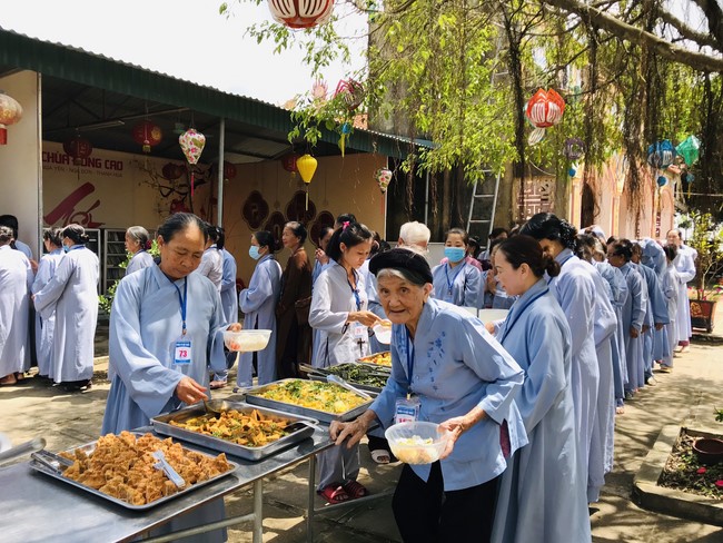 One - Day Retreat at Dong Cao pagoda